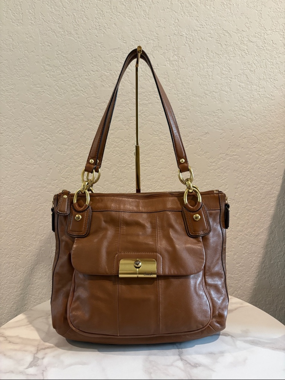 COACH Brown Leather Shoulder Bag with Zipper on both sides